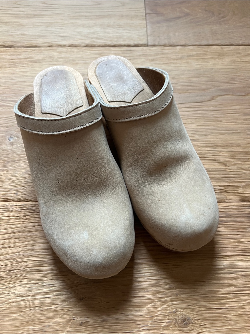 No. 6 vintage Clogs